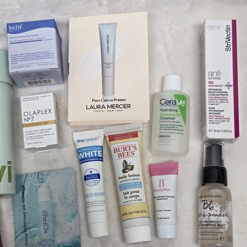 SOLD 22 Piece Luxury Skincare Haircare Makeup Travel Sample Set NEW Beauty - Picture 3 of 5